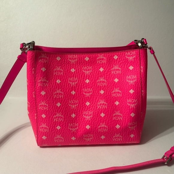 MCM Neon Pink Portuna Bag with all removable straps - Picture 3 of 8